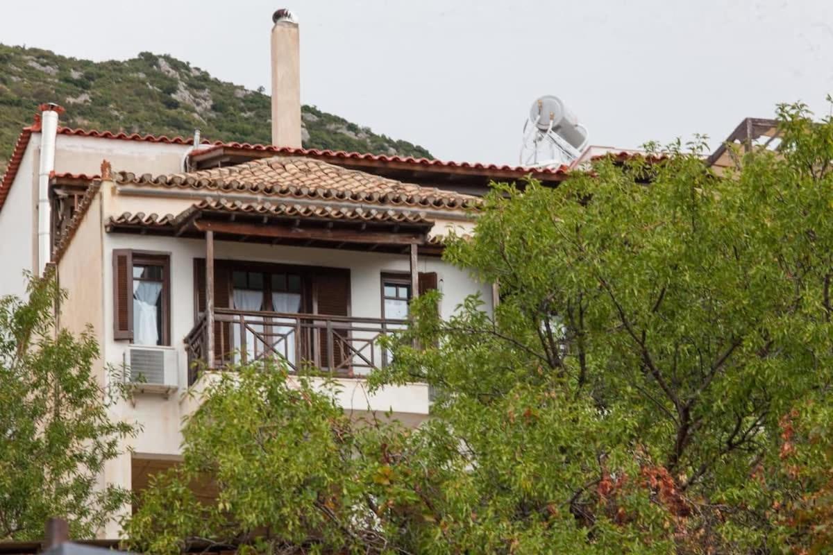 Apollon Stone Villa In Delphi With Breathtaking Views Екстериор снимка